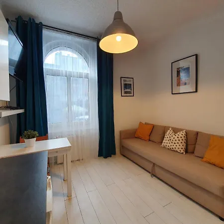 Pokoje Baltic Z Lazienka Homestay *