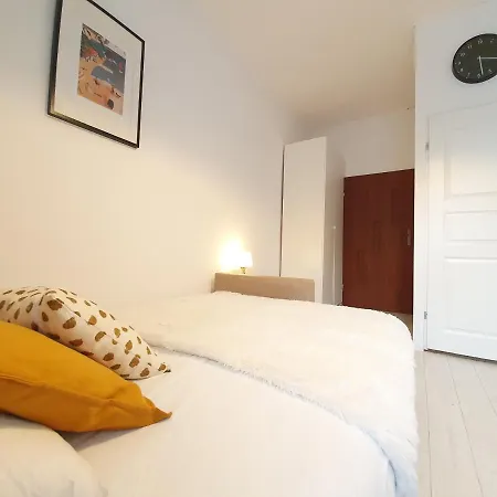Pokoje Baltic Z Lazienka Homestay *